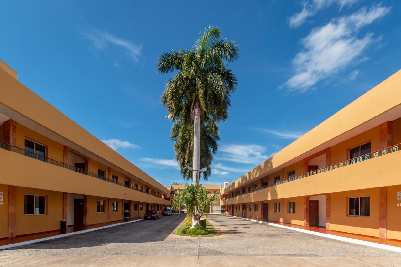 HOTEL TECNOHOTEL ITZAES MERIDA 3* (Mexico) - from US$ 70 | BOOKED